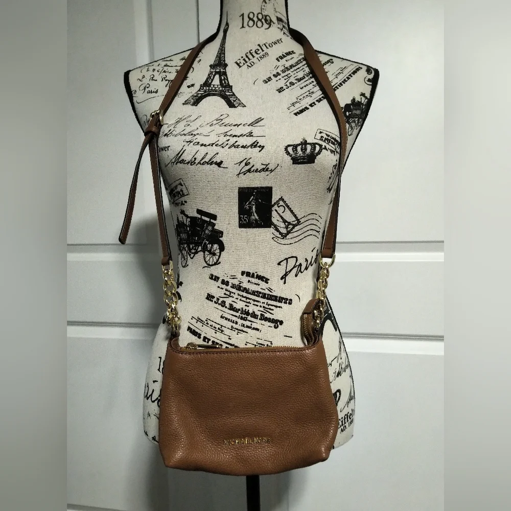BRAND NEW Authentic Michael Kors Purse